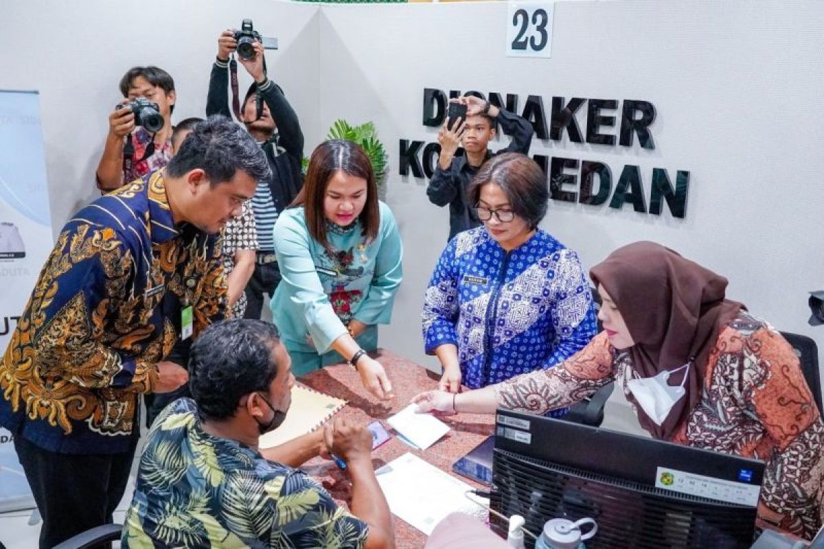 Wali Kota Medan luncurkan Mal  Pelayanan Publik