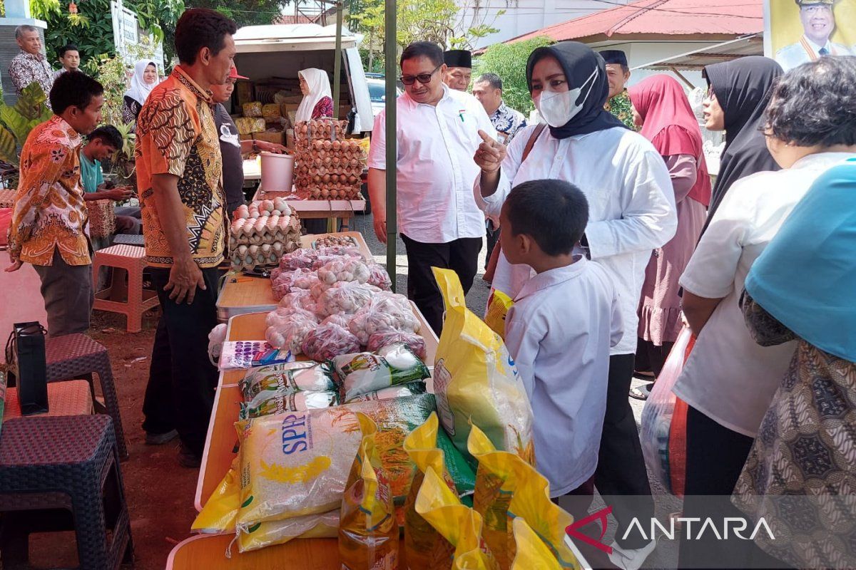 Pemkot Bengkulu gelar operasi pasar murah guna tekan inflasi