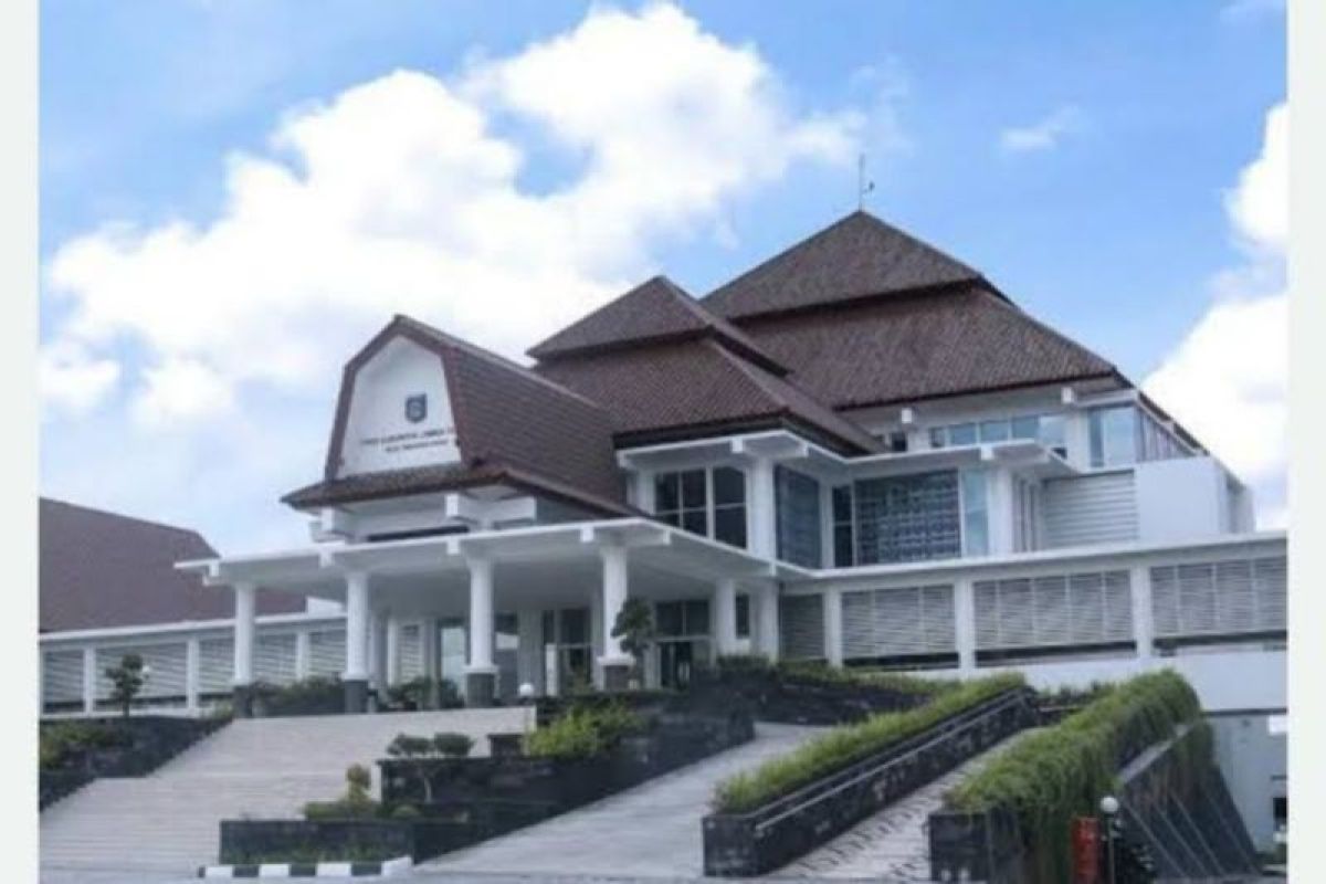 Dua Ranperda produk DPRD Lombok Tengah masuk evaluasi Gubernur NTB