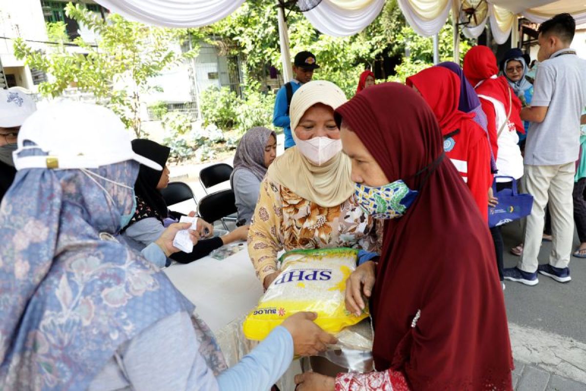 Pemkot Surabaya pastikan ketersediaan beras aman hingga tiga bulan ke depan