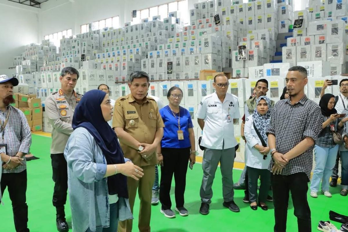 KPU Kota Ambon masih kekurangan 2.850 surat suara pemilu