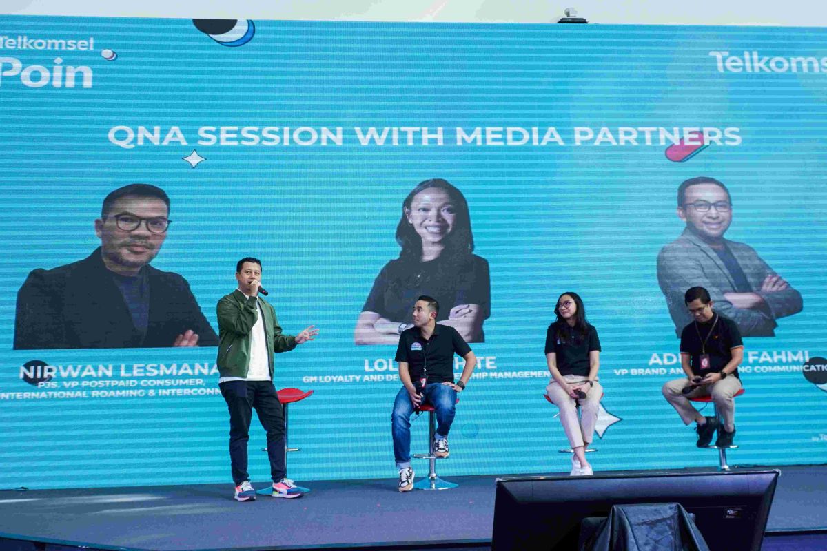 Telkomsel umumkan pemenang program "Undian Poin Festival 2023" berhadiah 5 mobil mewah