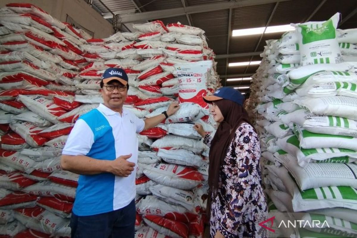 PT Pupuk Indonesia bangun dua pabrik baru untuk penuhi kebutuhan pupuk