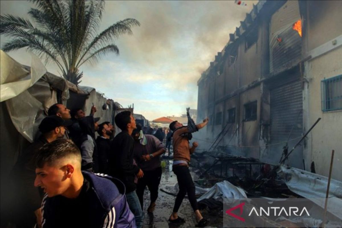 Serangan Israel ke Gaza kian intens, warga mengungsi dari Khan Younis