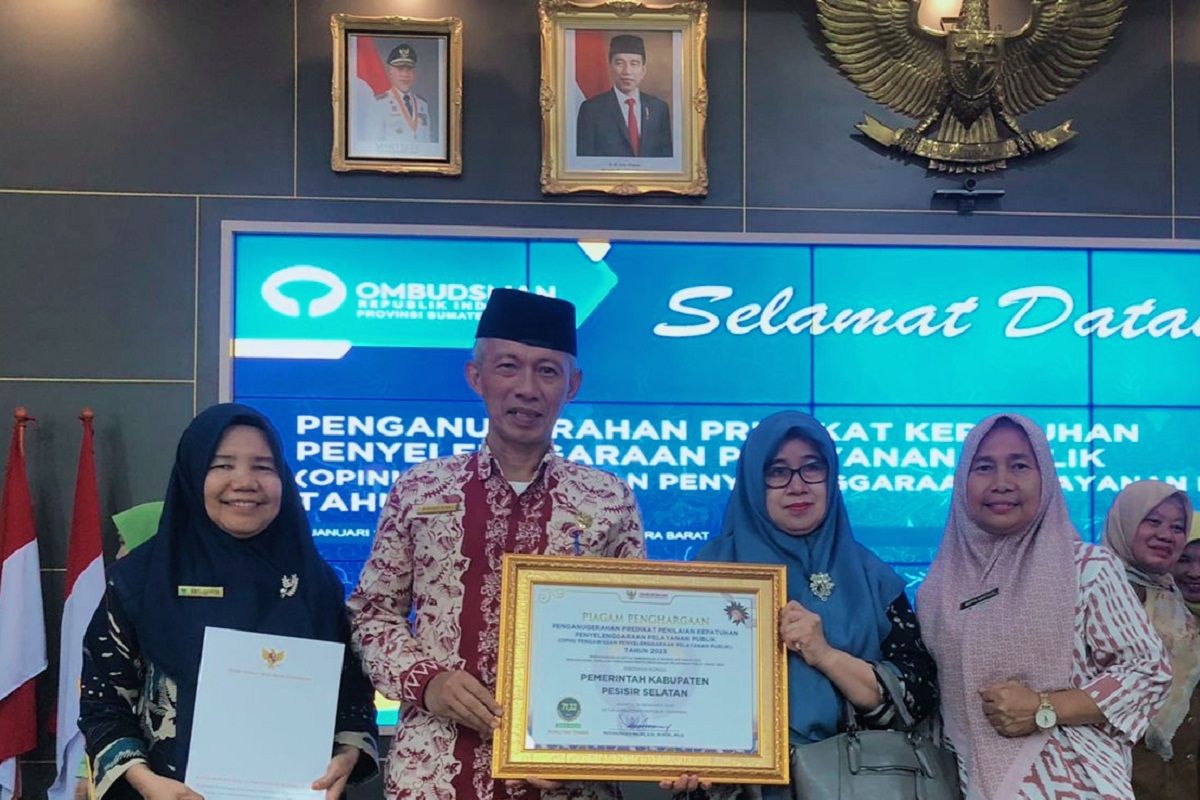 Pesisir Selatan raih anugerah Penyelenggaraan Pelayanan Publik dari Ombudsman RI