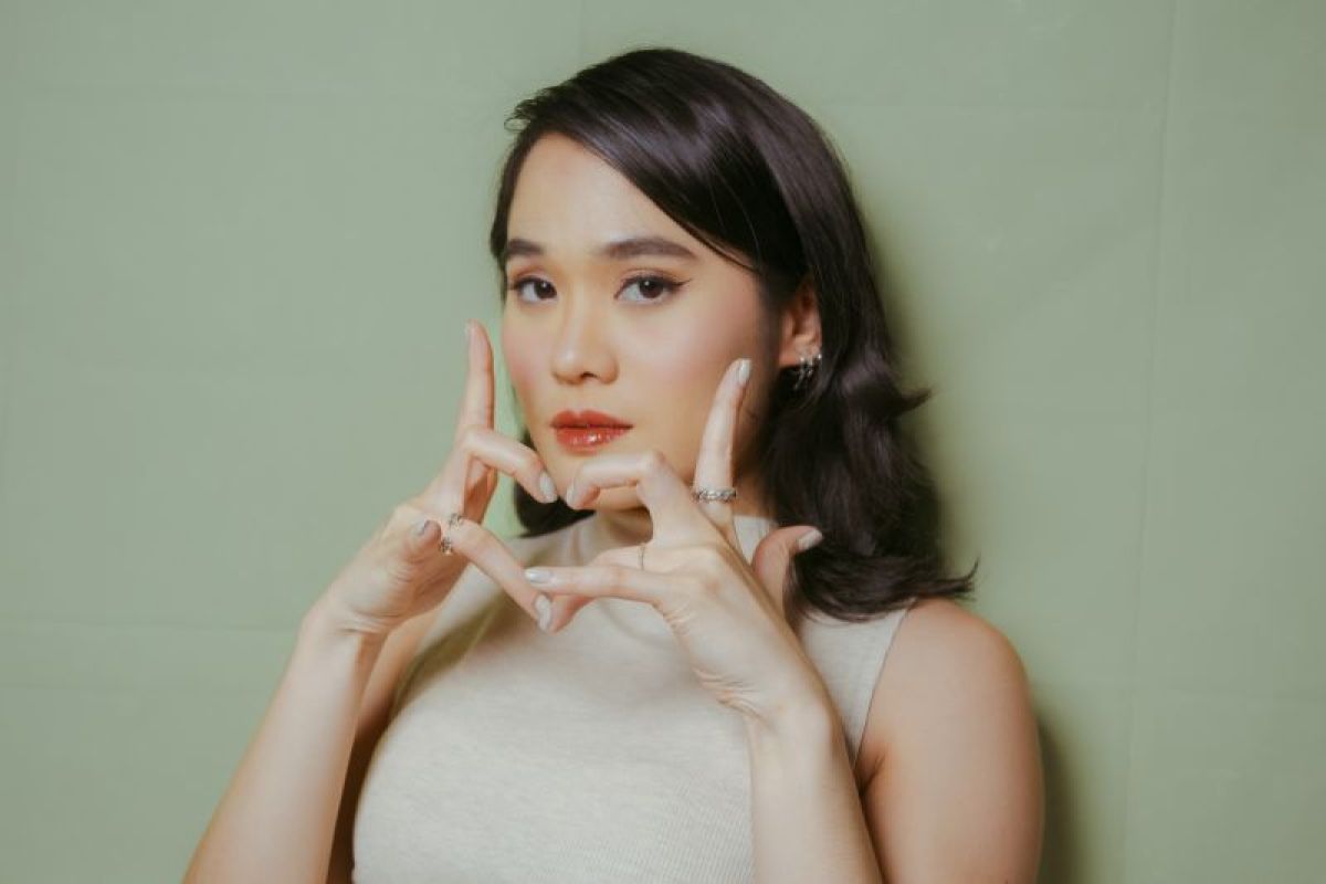 Sheryl Sheinafia lengkapi trilogi karyanya dengan "Threepeat"