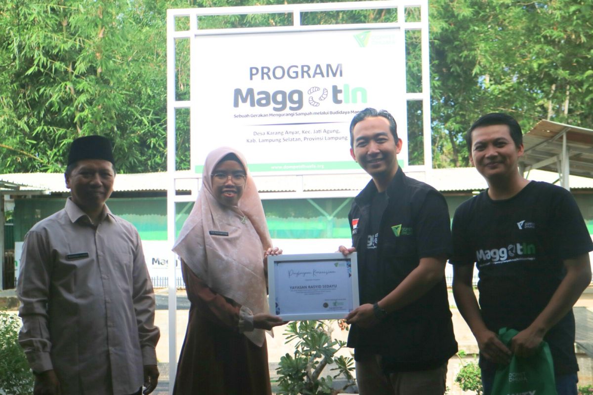 Siswa Yayasan Rasyid Sedayu kunjungi lokasi program maggot Dompet Dhuafa Lampung