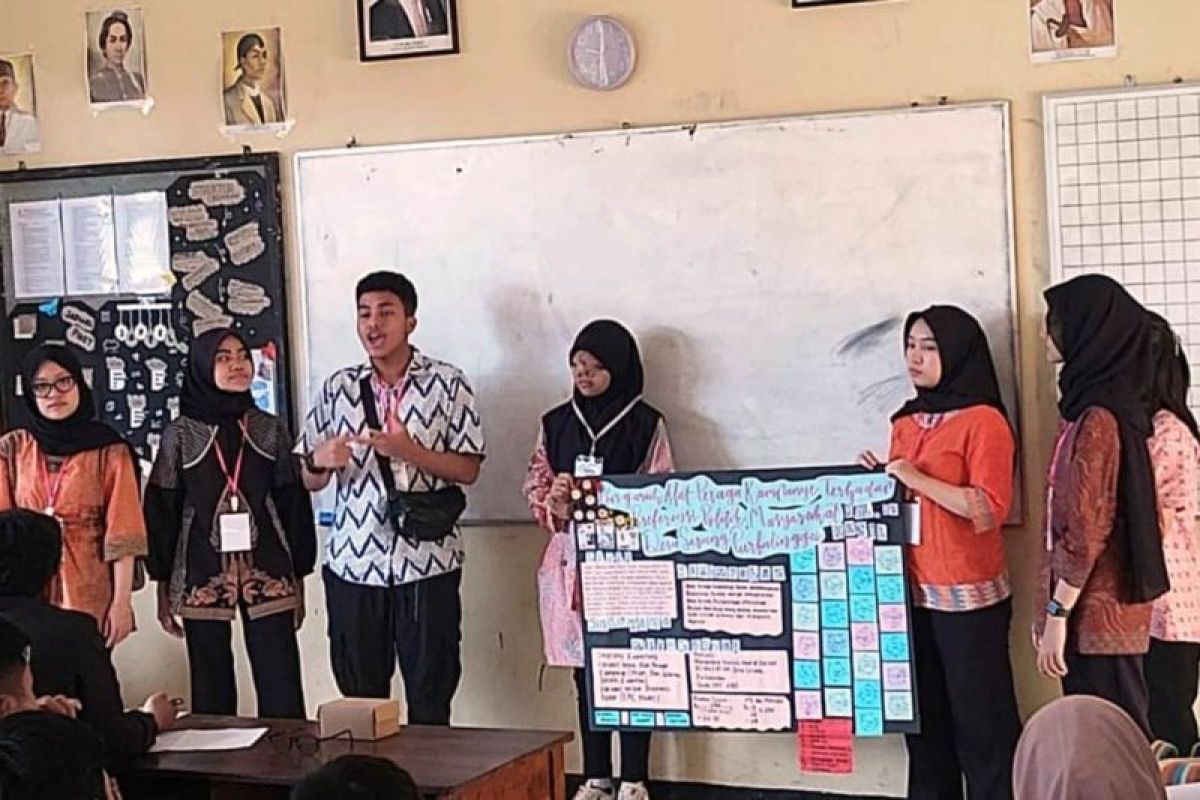 SMAN 8 Jakarta gelar Temu Sosial dan Ilmiah Smandel (TeSIS) 2024 di Purbalingga