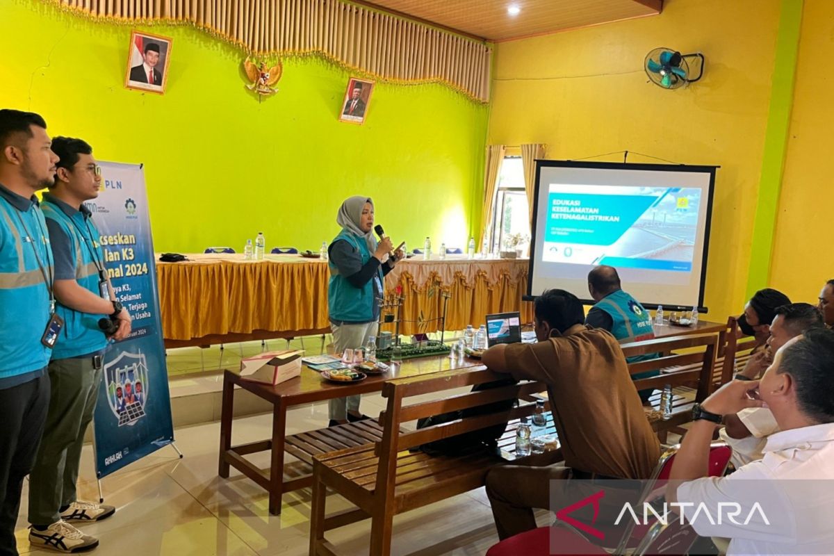 PLN Bekasi lakukan edukasi ketenagalistrikan peringati Bulan K3 Nasional
