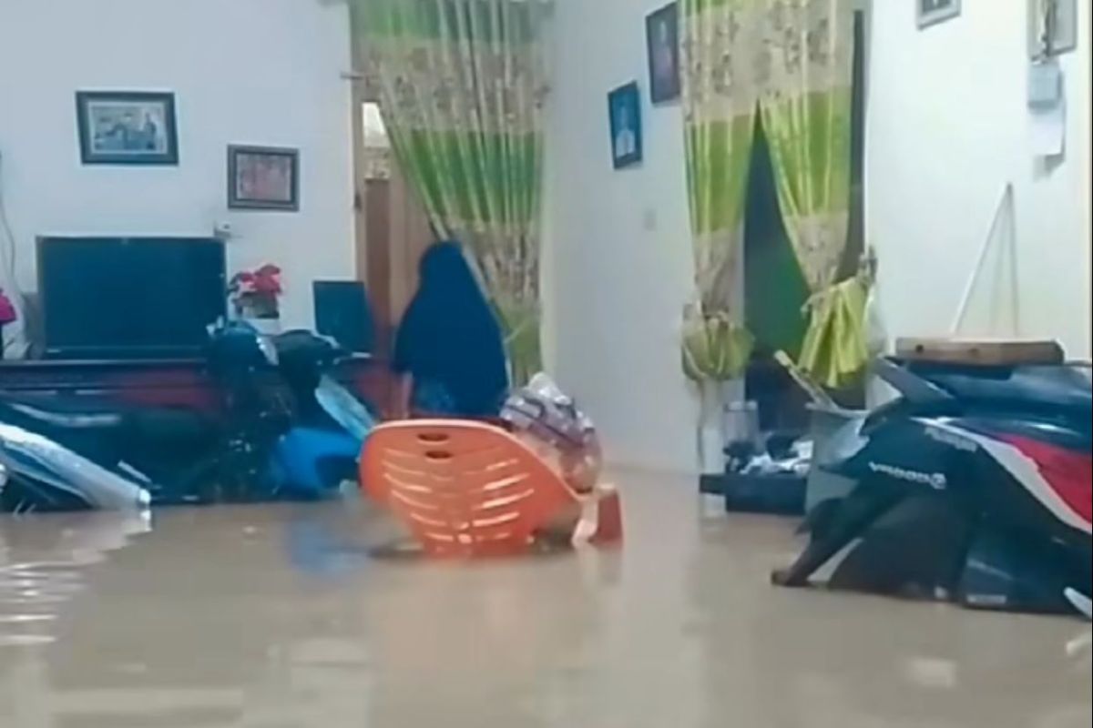 Hujan deras, lima kecamatan di Pidie terendam banjir