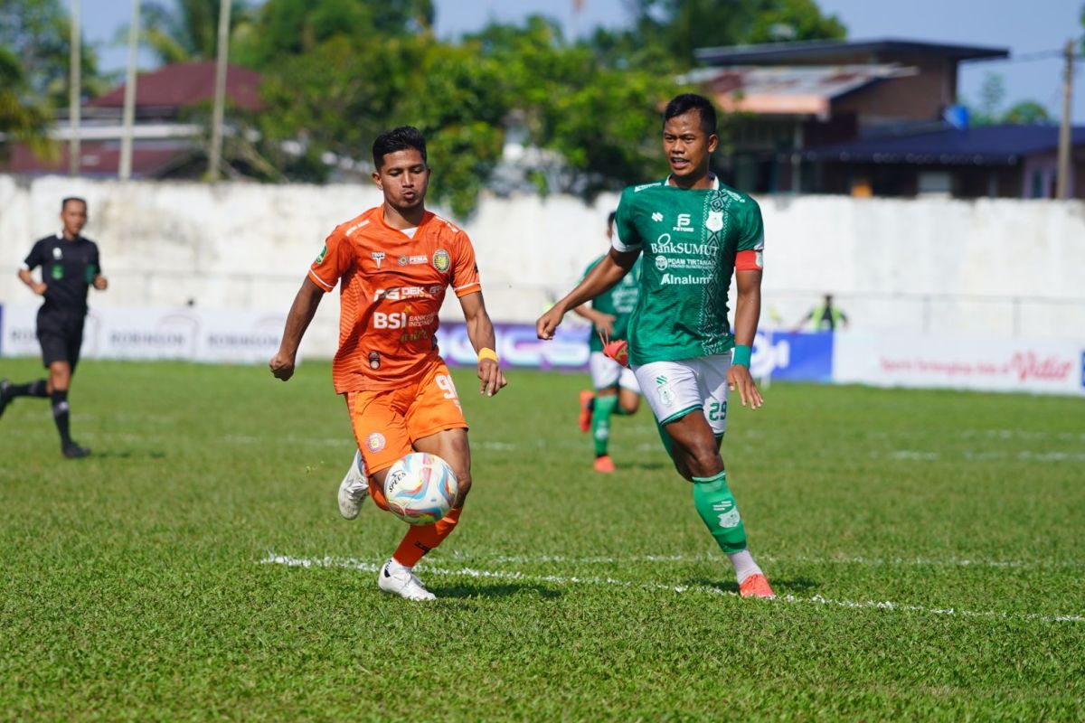 Persiraja pimpin klasemen Grup X usai kalahkan PSMS Medan 2-0