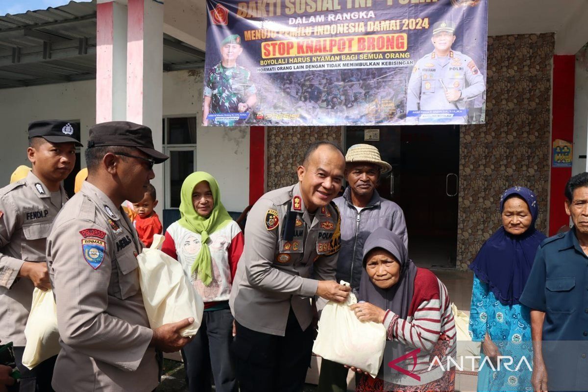 TNI-Polri gelar bakti sosial masyarakat di lereng Merapi Boyolali