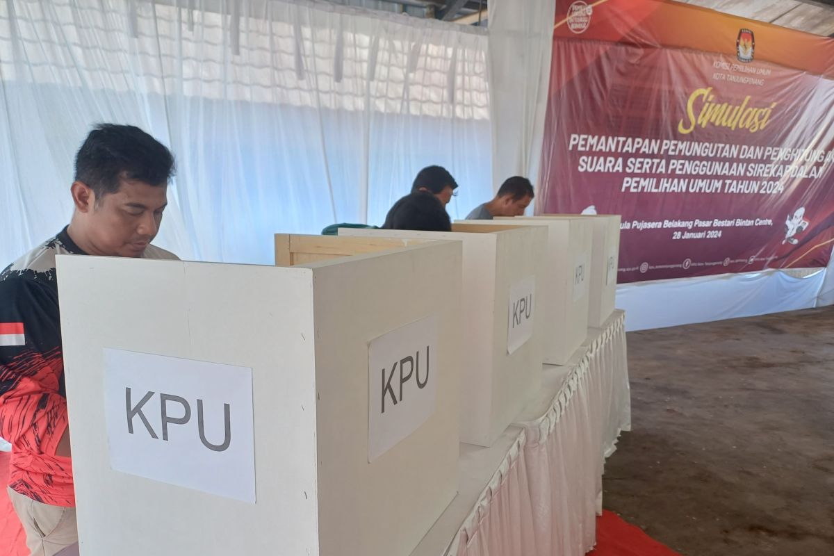 KPU Tanjungpinang libatkan 200  orang simulasi pemungutan suara
