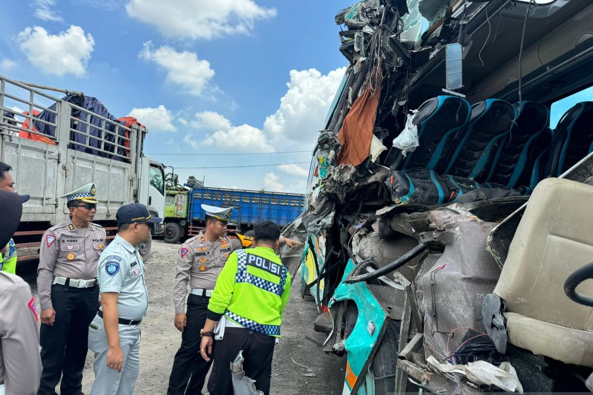 Jasa Raharja Jamin seluruh korban tabrakan bus dengan truk di Gresik