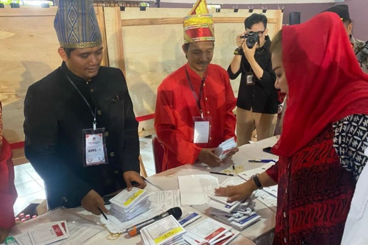 KPU  Semarang gelar simulasi  pemungutan suara