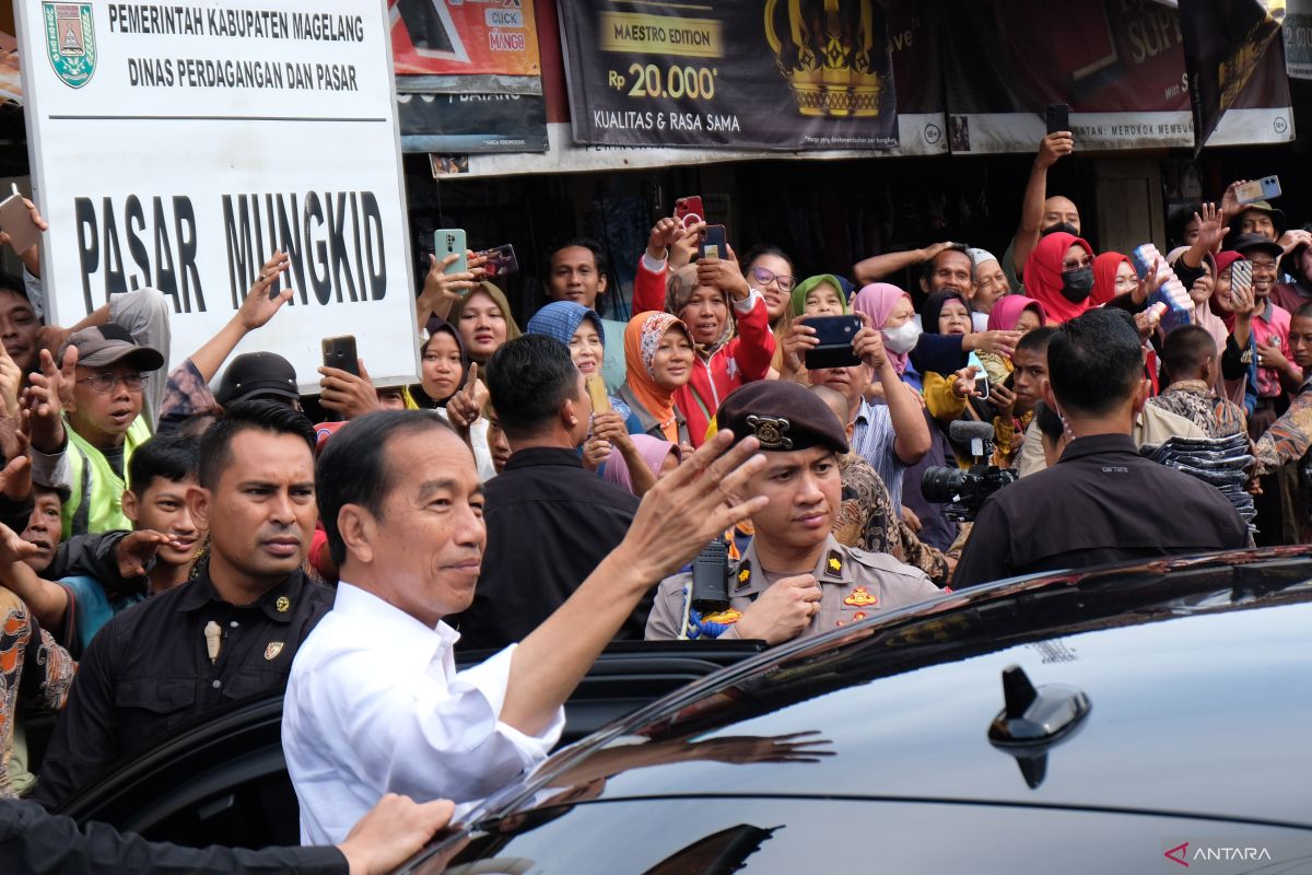 Presiden Joko Widodo mengakui dirinya diajak Kaesang Pangarep untuk ikut berkampanye