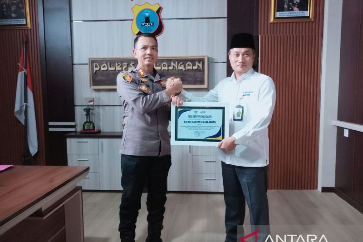 KPP Pratama Tanjung apresiasi Kapolres Balangan capai prestasi laporan SPT