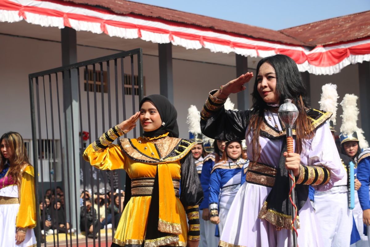 Marching Band Lapas Perempuan Pekanbaru meriahkan penandatangan MoU dengan mitra