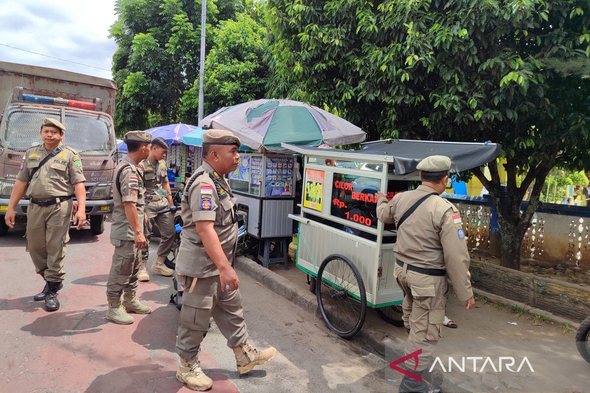 Satpol-PP Bengkulu imbau pedagang tidak berjualan di bahu jalan