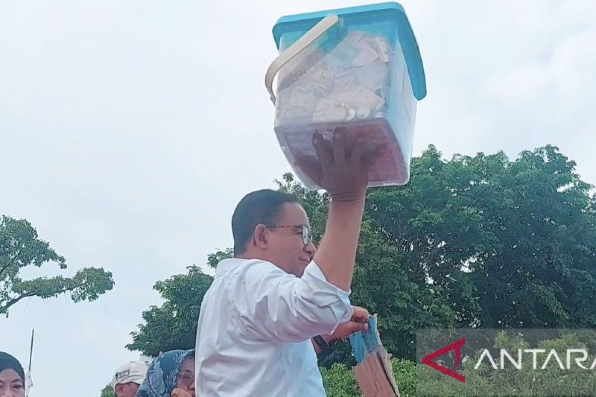 Di Jakarta, Anies janjikan bantuan subsidi biaya pendidikan tinggi