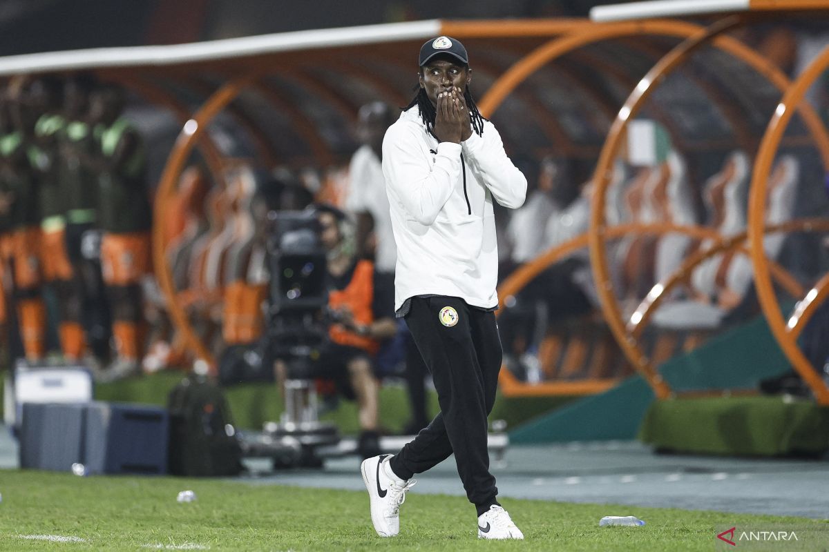 Pelatih Senegal terpukul setelah gagal pertahankan gelar Piala Afrika