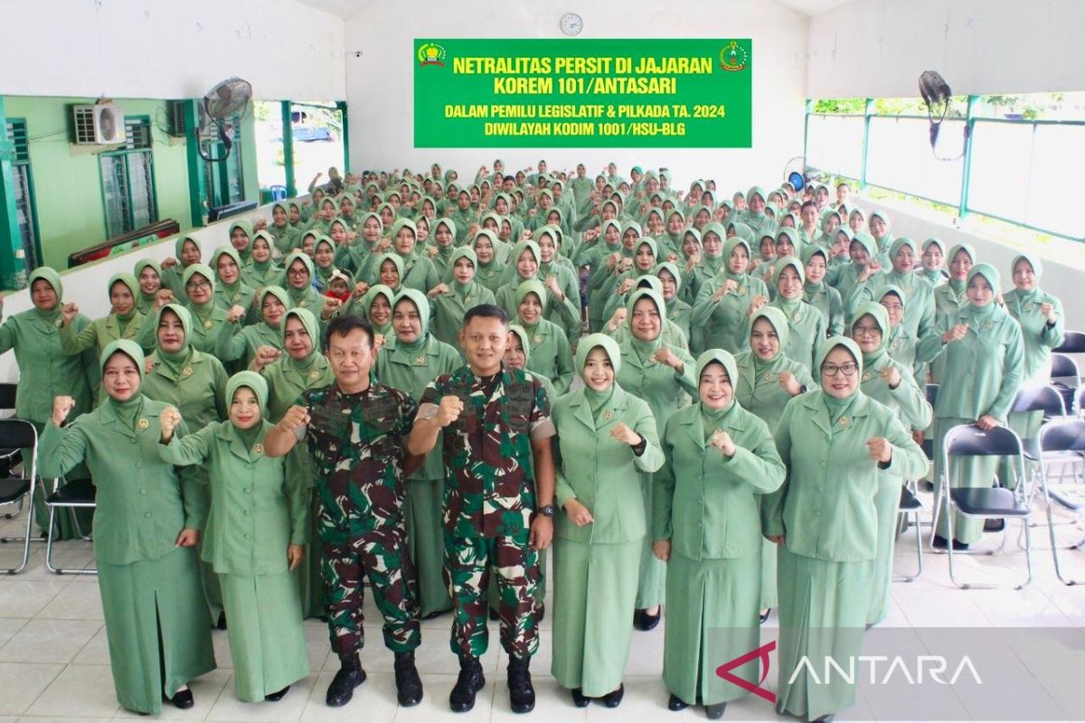 Dandim 1001/HSU-BLG sosialisasikan netralitas TNI bagi anggota Persit