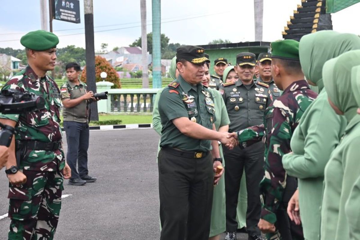Pangdam V/Brawijaya terus gaungkan netralitas TNI jelang Pemilu 2024
