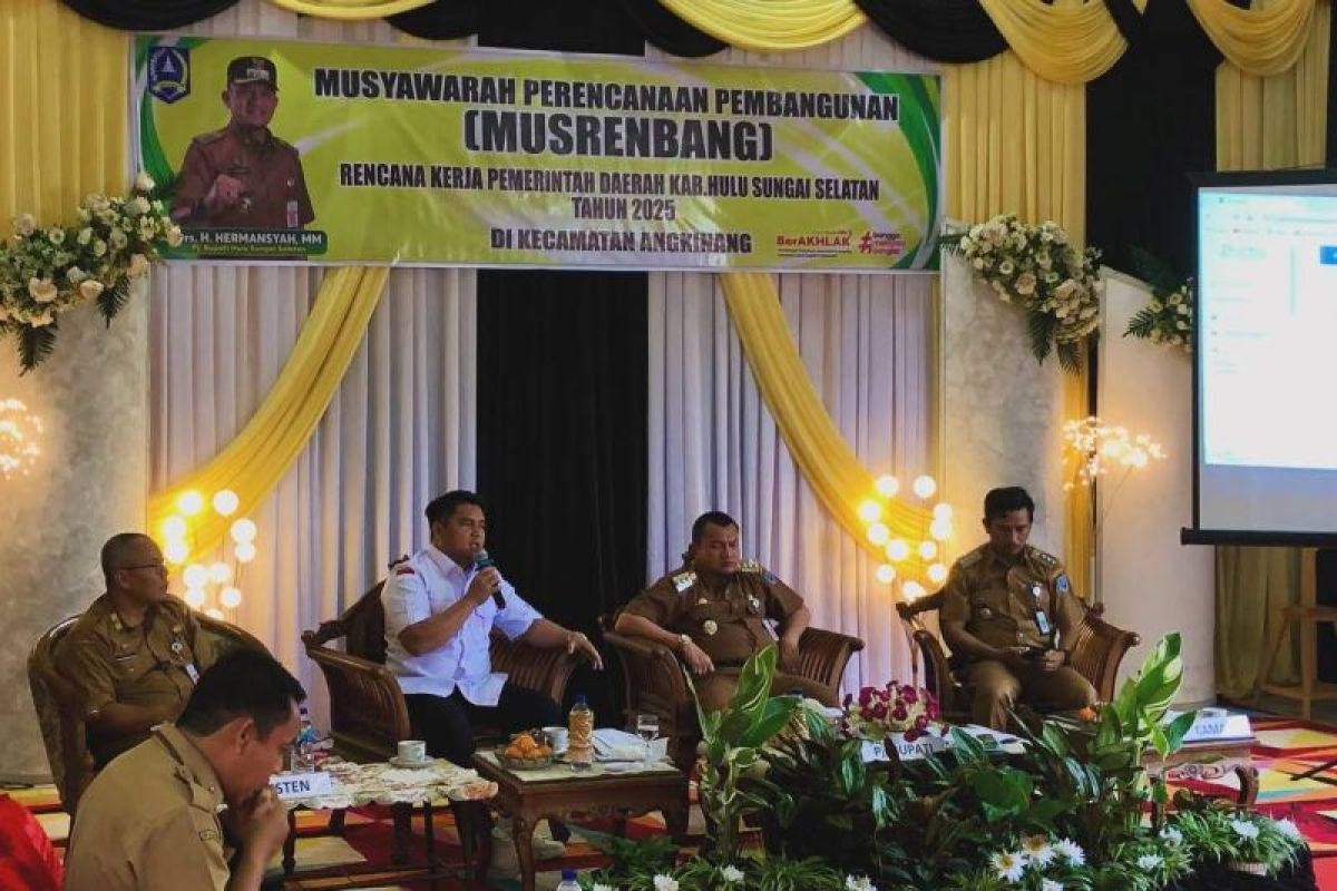 Ketua DPRD HSS siap perjuangkan usulan musrenbang Kecamatan Angkinang