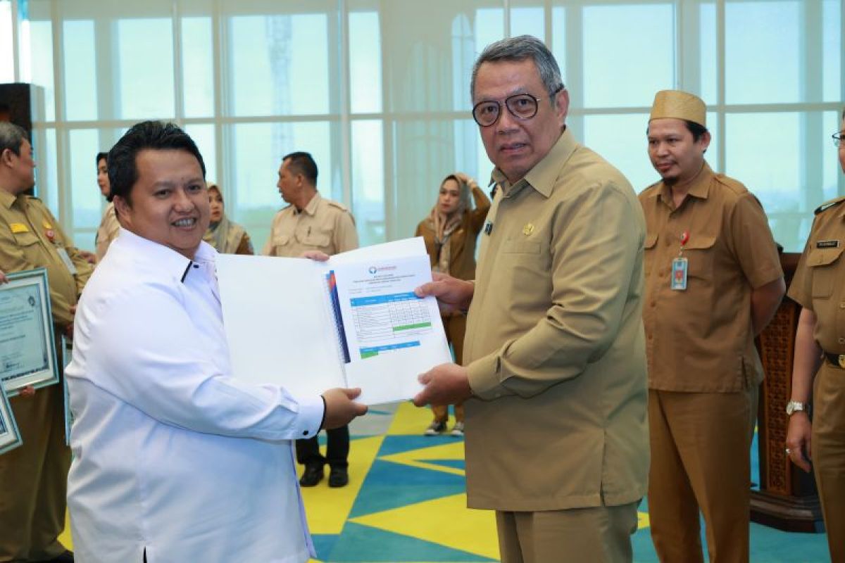 Enam OPD Tangerang Selatan raih penghargaan pelayanan publik