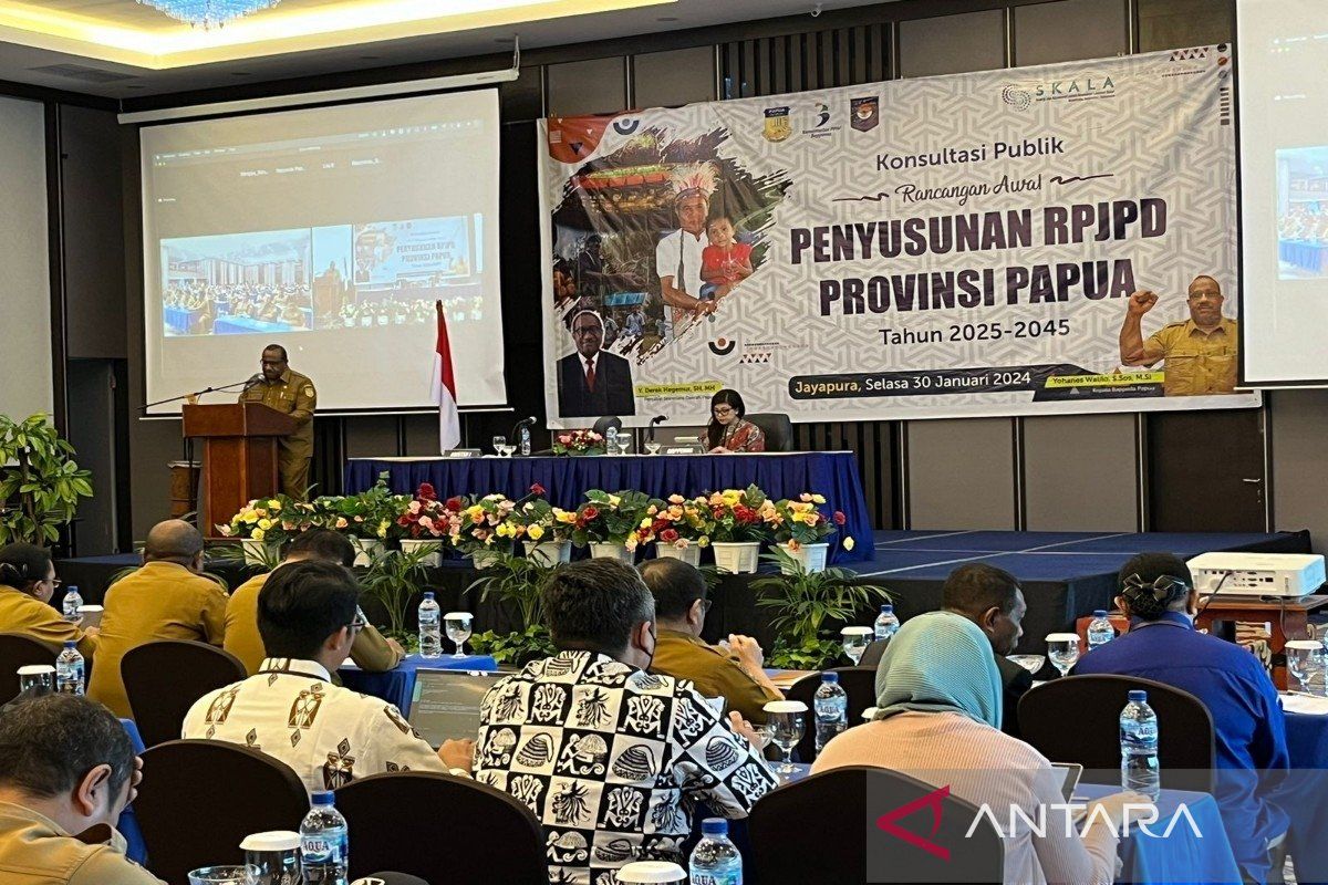 Papua gelar konsultasi publik rencana pembangunan daerah