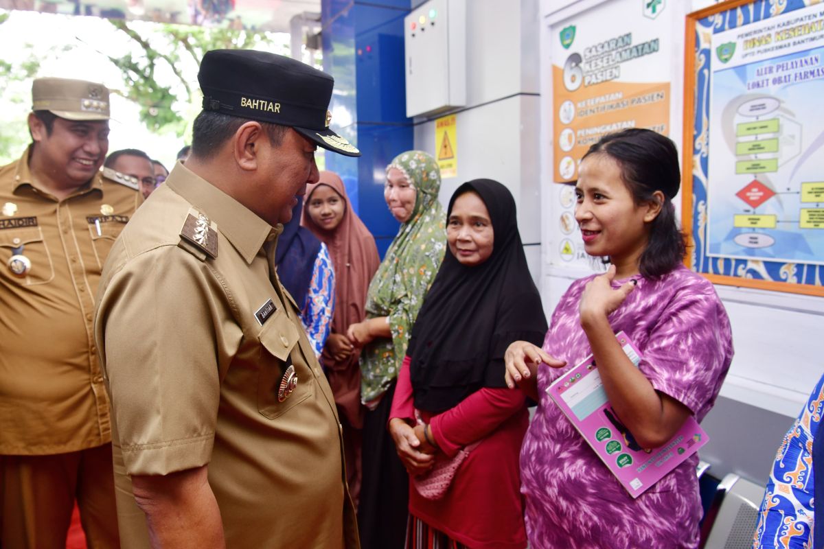 Dinkes Sulsel gelar donor darah dan pengobatan gratis di Bantimurung Maros