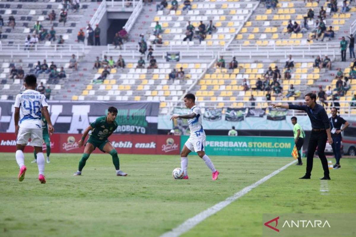 Liga 1 - Persebaya lawan PSIS Semarang imbang 1-1