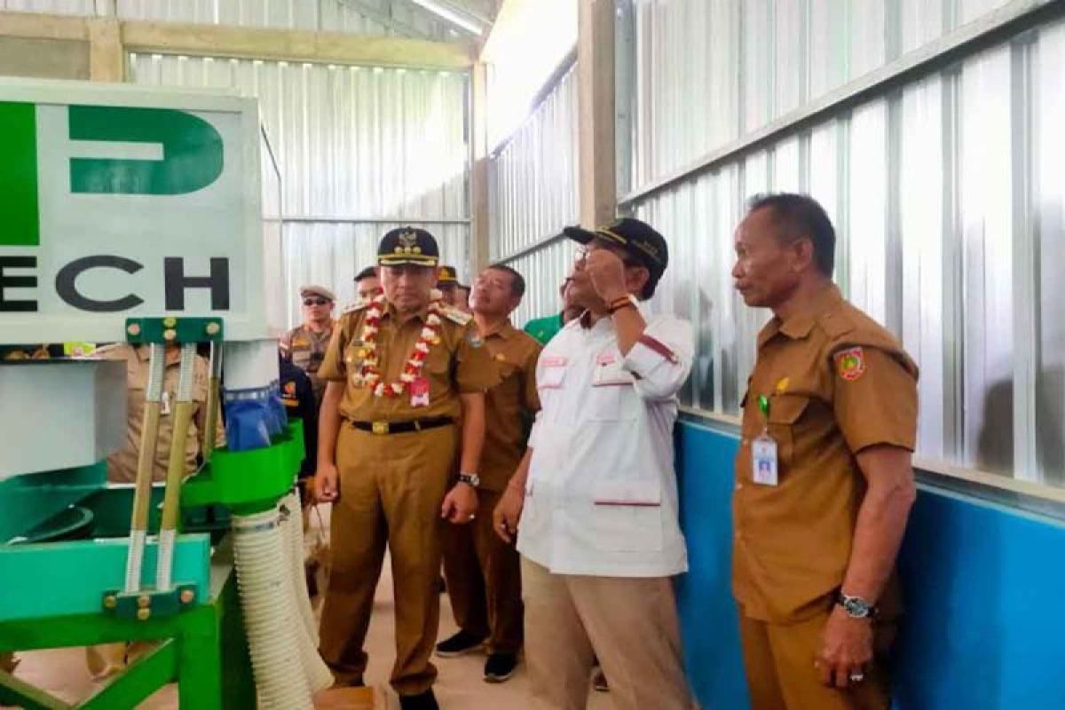 Fasilitas pembangunan pertanian, Pj Bupati Kobar resmikan penggilingan padi Mulia Jaya