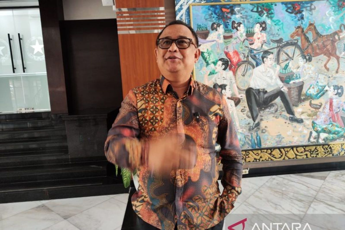 Istana respons soal foto Jokowi dengan artis usai peresmian Akmil