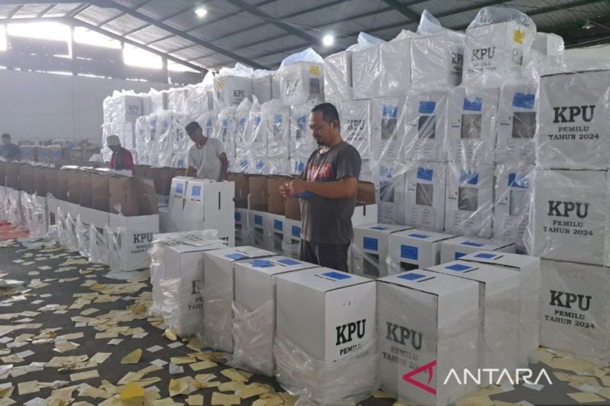 KPU Cianjur berkoordinasi dengan TNI/Polri distribusikan logistik