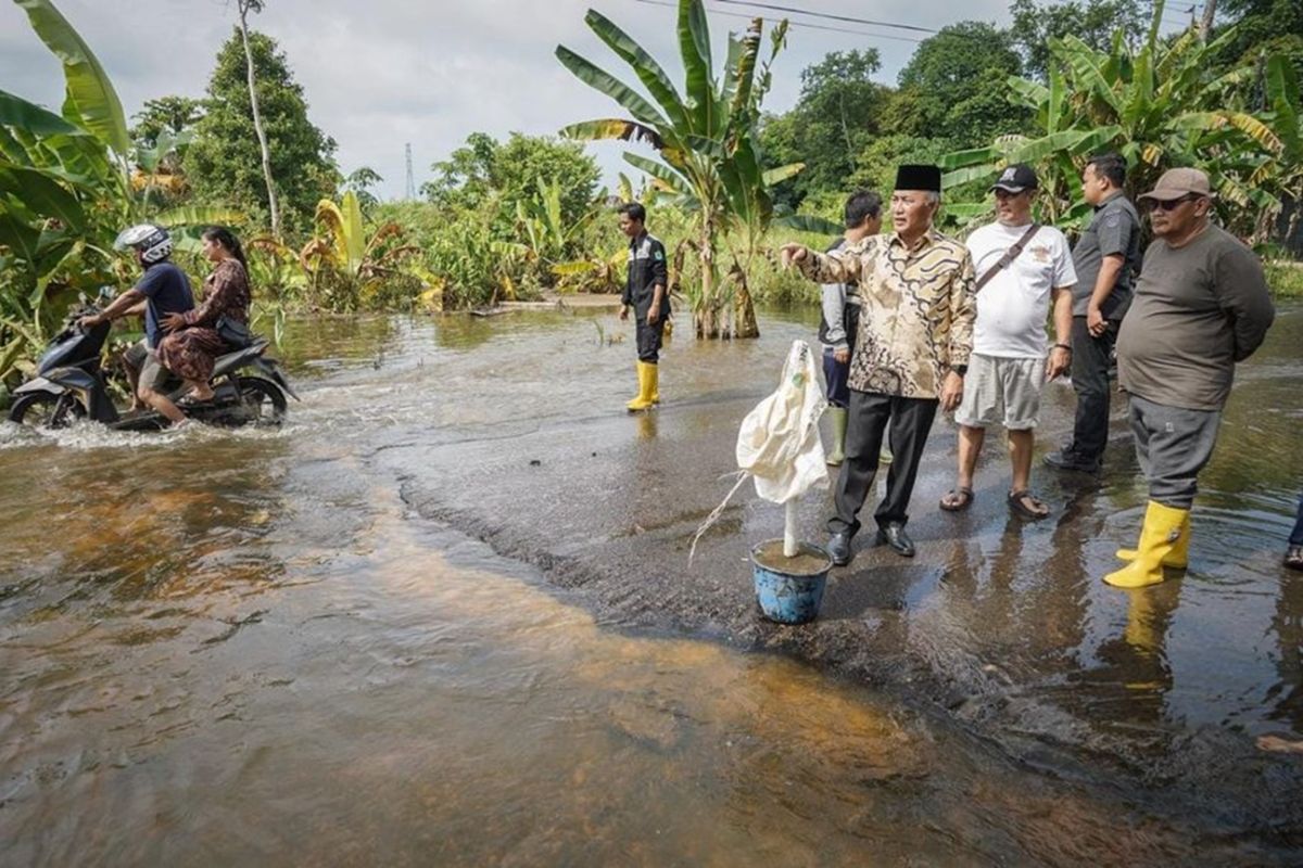 Pj Bupati Muba segera perbaiki jalan rusak ruas Sekayu-Teladan