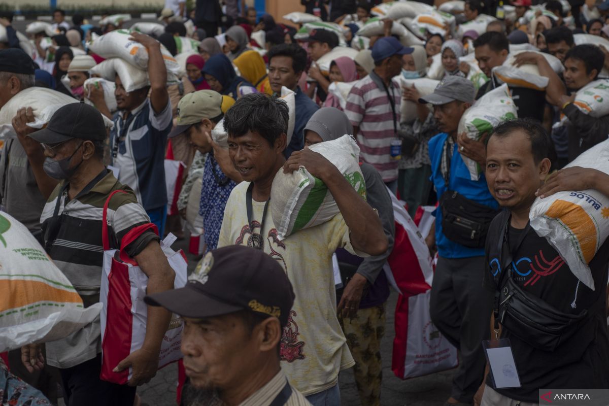 Jokowi salurkan bantuan pangan di Kabupaten Klaten