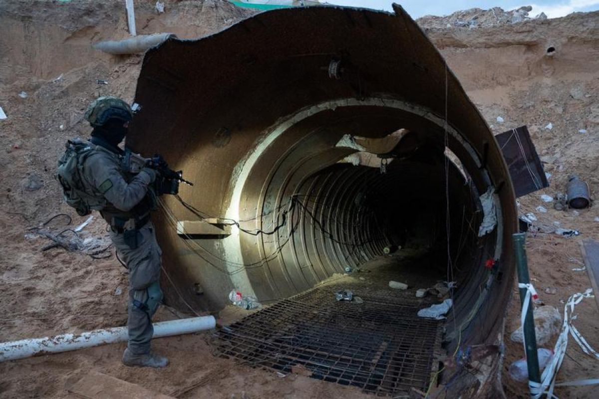 Militer Israel banjiri terowongan bawah tanah Gaza dengan air laut
