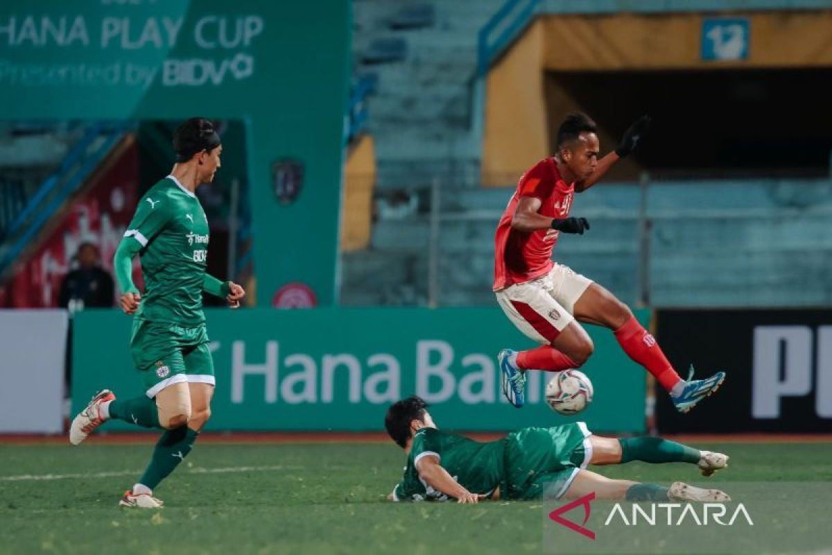Pelatih Bali United mengaku puas kinerja tim usai laga di Vietnam