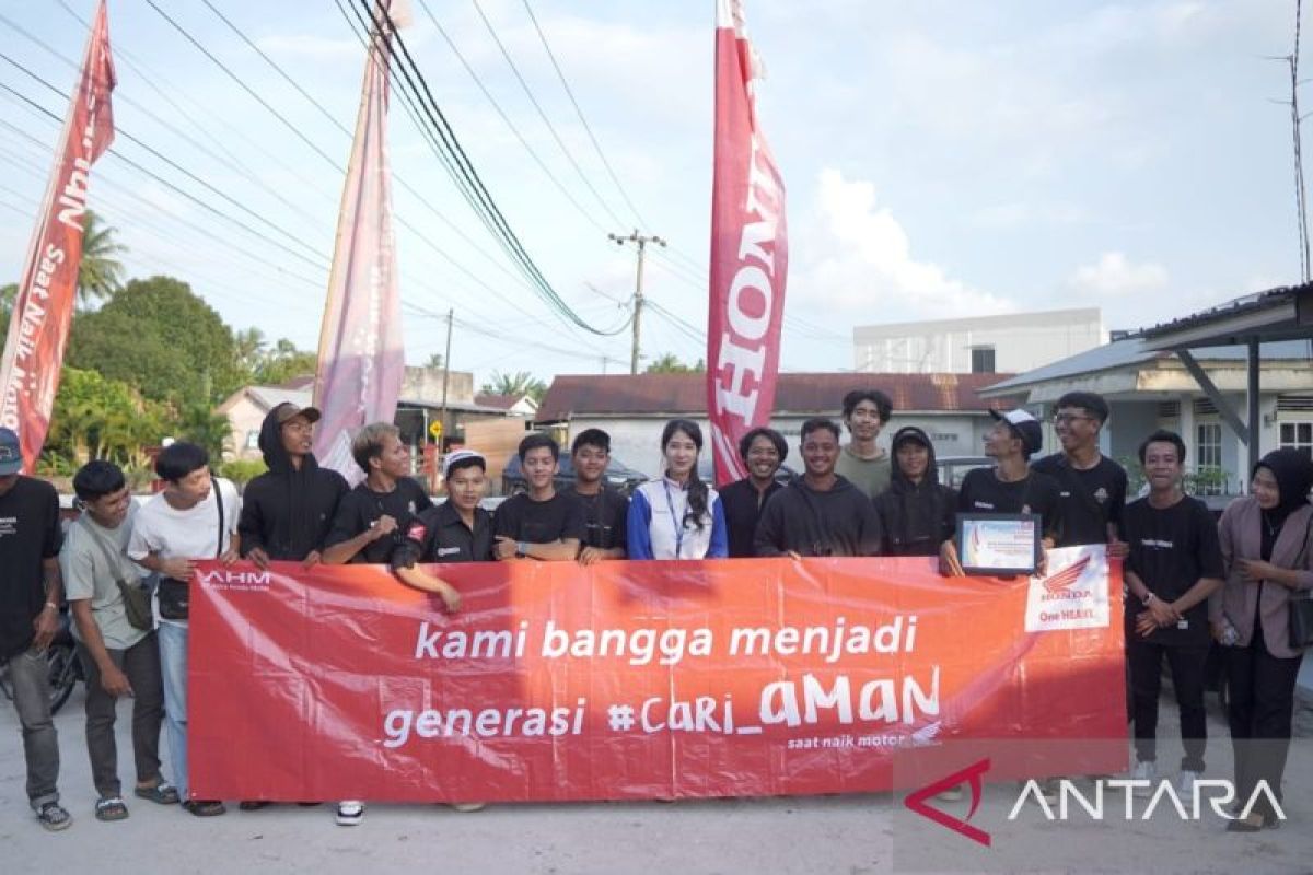 Honda Babel-Ikatan Motor Honda Bangka Belitung ajak pengunjung Teras Belakang Cafe #Cari_Aman