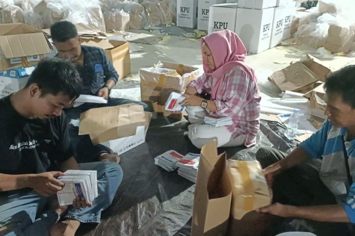 KPU Parigi libatkan aparat keamanan distribusi logistik TPS terpencil