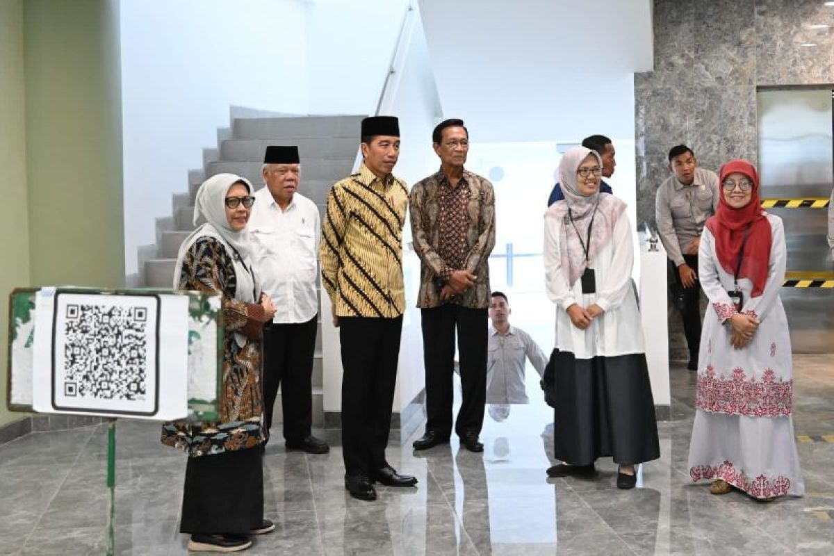 Presiden Jokowi tinjau Masjid Walidah Dahlan yang didesain ramah lingkungan