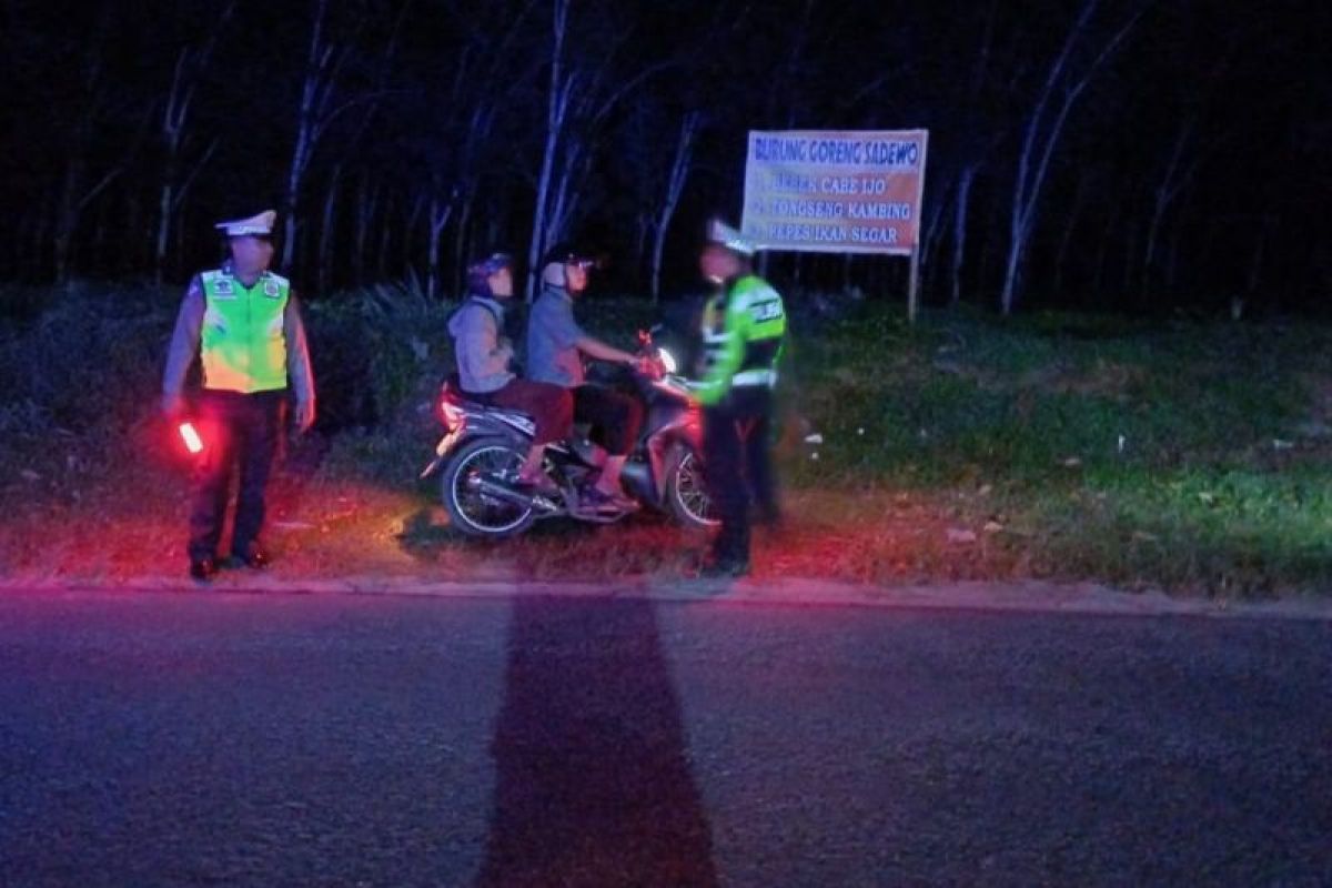 Satuan Lantas Polres Simalungun rutin patroli malam hari 