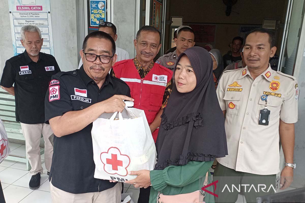 PMI Cilacap salurkan bantuan untuk korban angin puting beliung