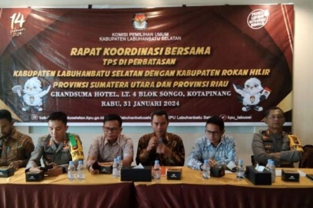 Ratusan warga Labusel dapat mencoblos di Rokan Hilir