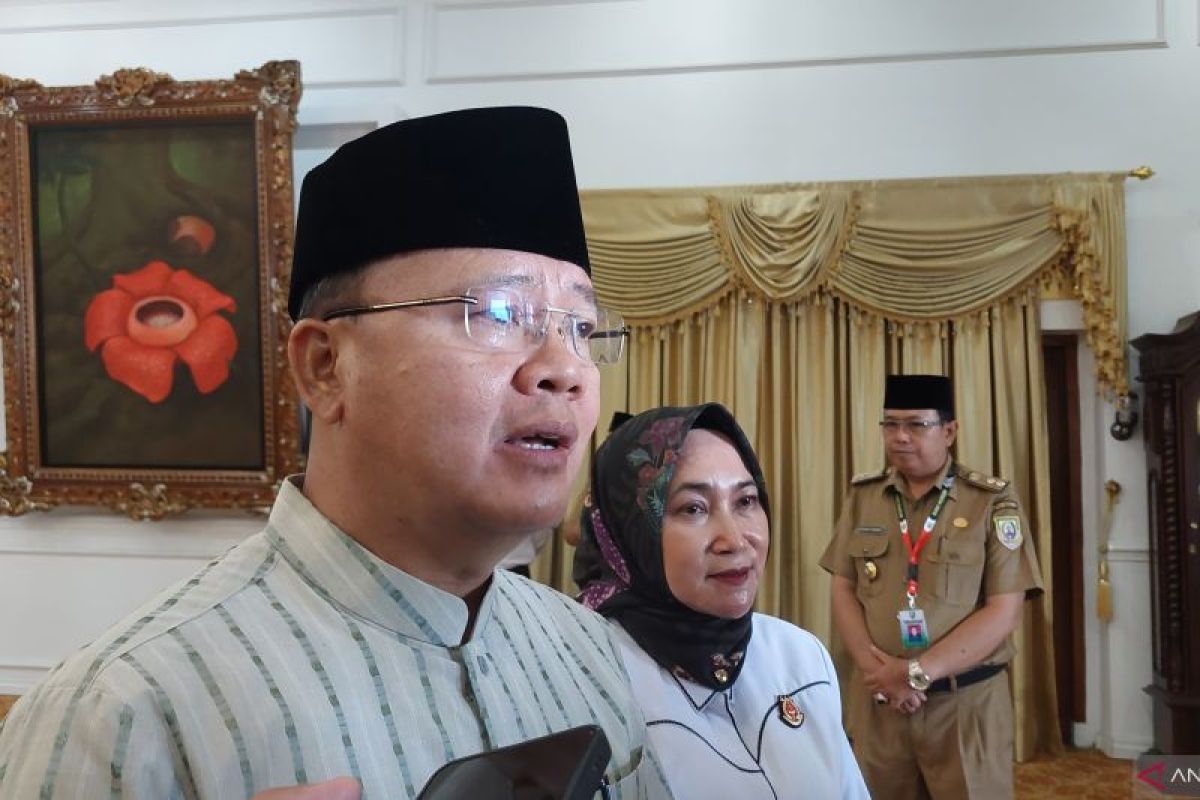 Gubernur Bengkulu minta sekolah swasta pastikan kuota PBD