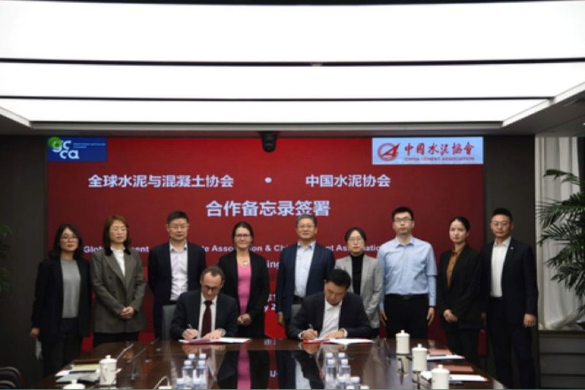 China and Global Cement Agreement on Low Carbon Future