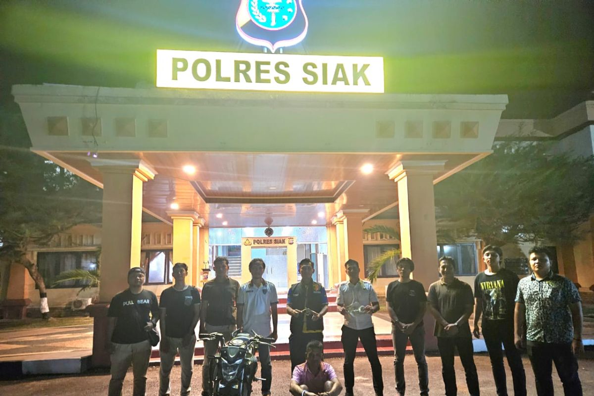 Polres Siak Riau bekuk perampok mengaku polisi dengan senjata mainan