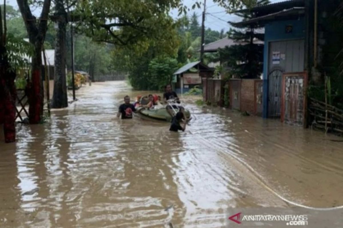 Indragiri Hulu perpanjang status siaga darurat banjir