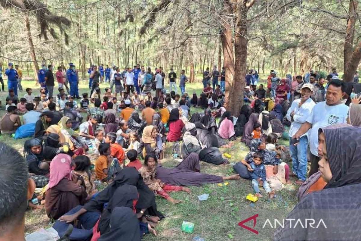 Kapolres: Warga tolak 137 imigran rohingya ditampung di Aceh Timur